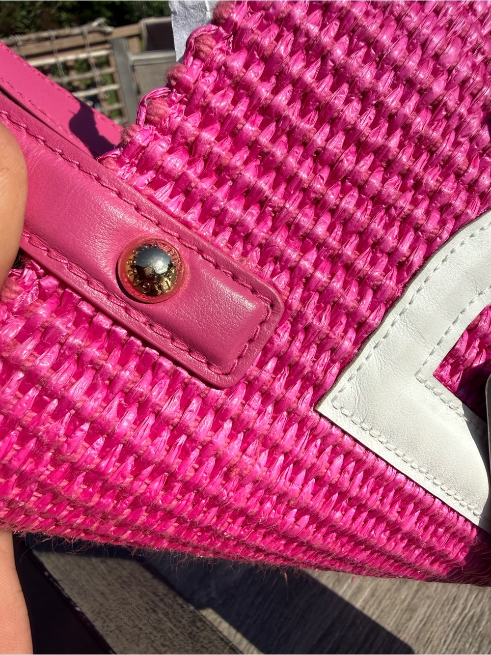 NWT Dolce & Gabbana Girls
Pink Crossover DG Basket Bag Mini - Picture 10 of 10
